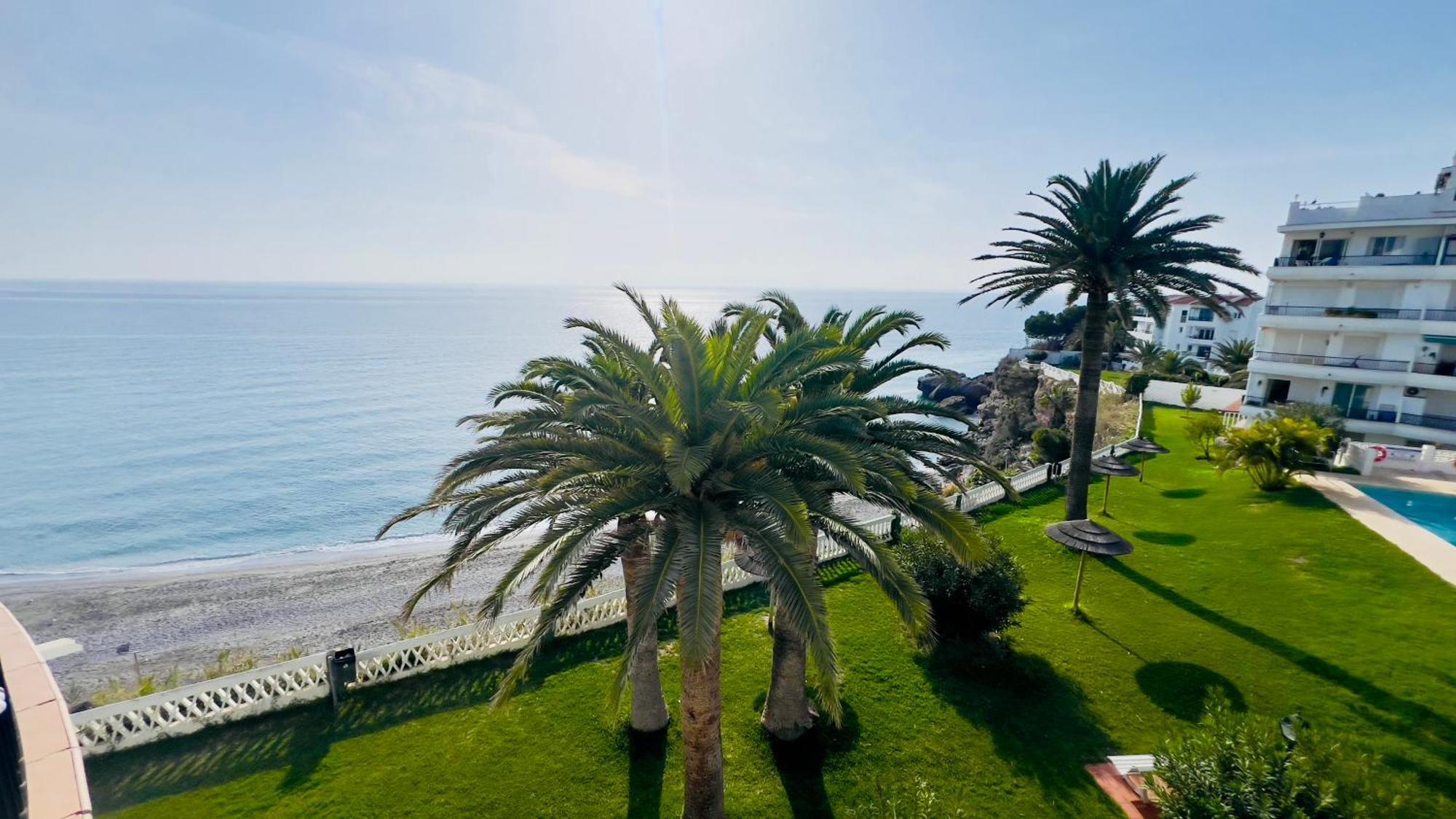 Ferienwohnung Acapulco Playa Beautiful Seaview Nerja Exterior foto